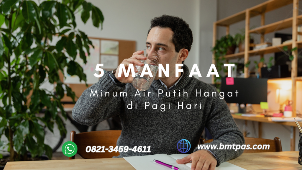 Terapi minum air hangat satu jam sebelum makan di pagi hari telah menjadi praktik yang umum dalam beberapa tradisi pengobatan alternatif dan juga dianjurkan dalam beberapa metode kesehatan holistik. Meskipun tidak ada bukti ilmiah yang kuat untuk mendukung klaim-klaim ekstrem yang terkait dengan terapi ini, minum air hangat sebelum makan pagi memiliki beberapa manfaat potensial untuk kesehatan dan kebugaran tubuh yang umumnya diterima.